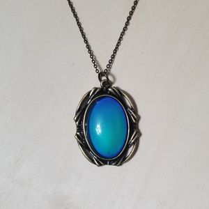 Mood necklace